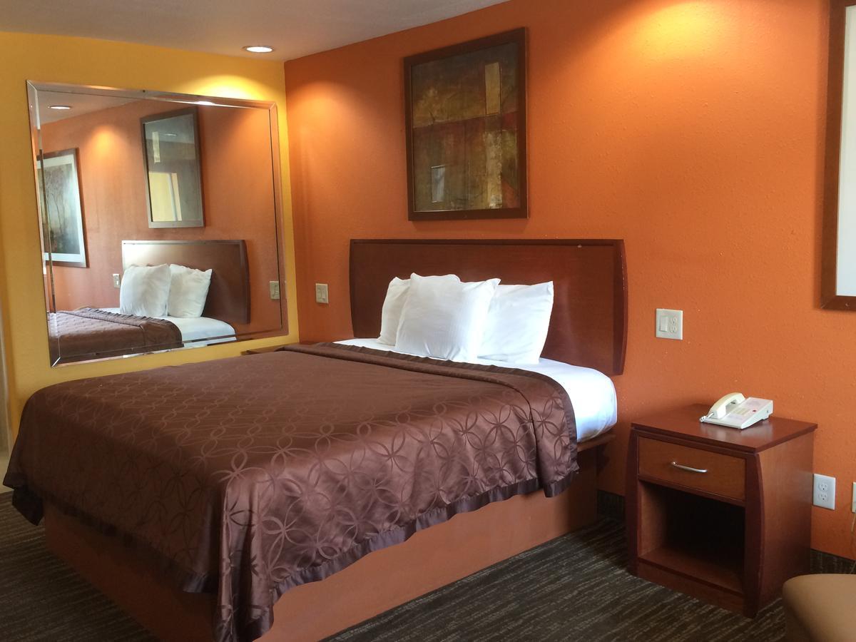 Select Inn And Suites Houston Eksteriør billede